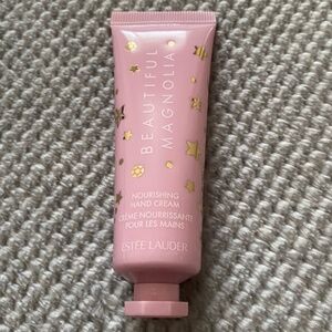 Estée Lauder Beautiful Magnolia Nourishing Hand Cream